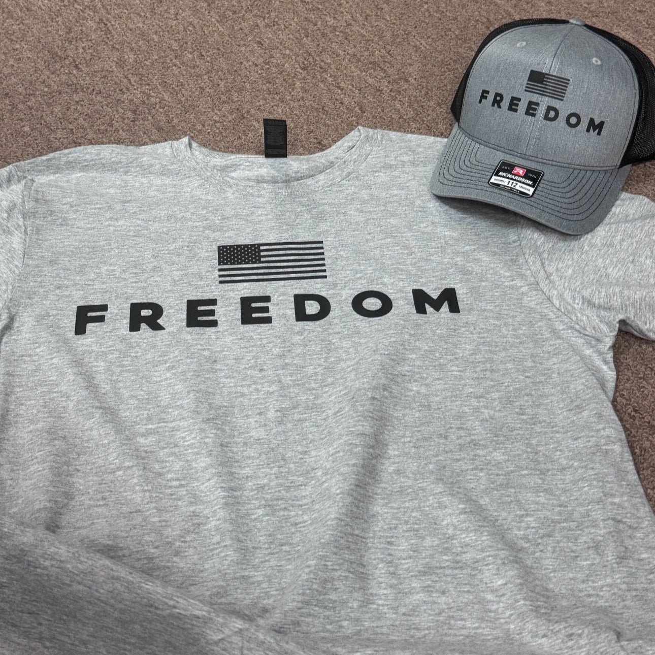 Freedom Grey T-shirt Sweatshirt