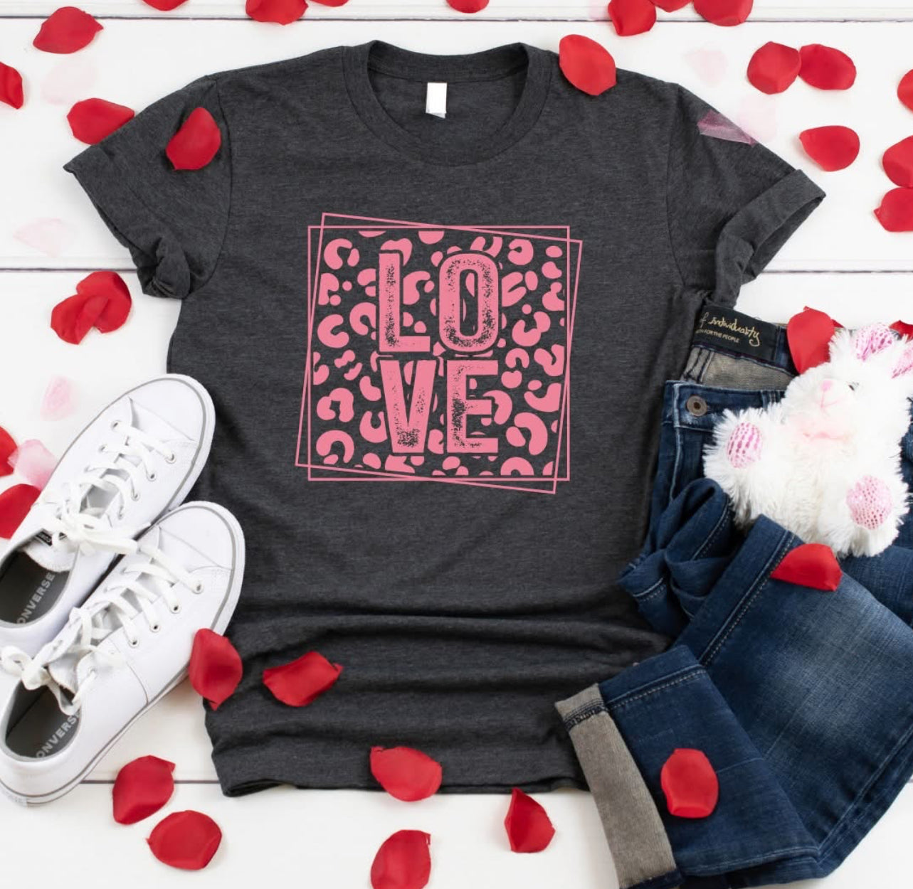 Cheetah Love T-Shirt